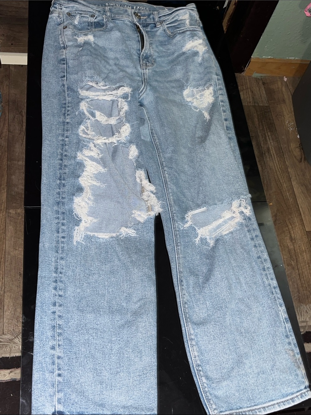 American Eagle Outfitters Light Blue Distressed Straight-Leg Jeans